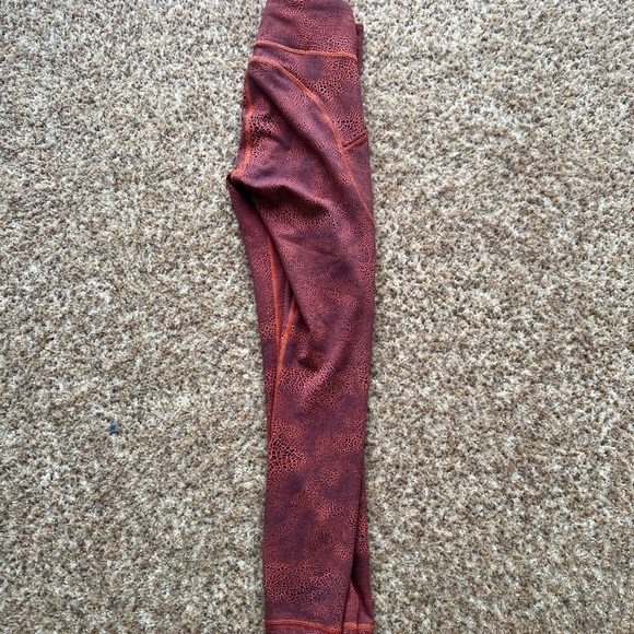 NWOT Lululemon Invigorate HR High Rise Tight 25” Crackle Graze Orange Size 2 - Picture 2 of 7